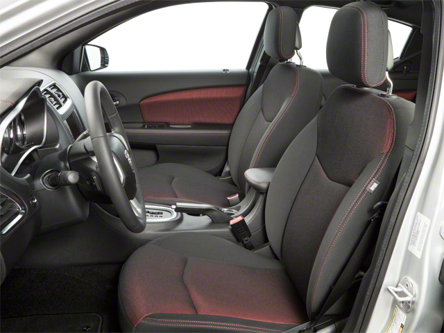 2011 Dodge Avenger Lux