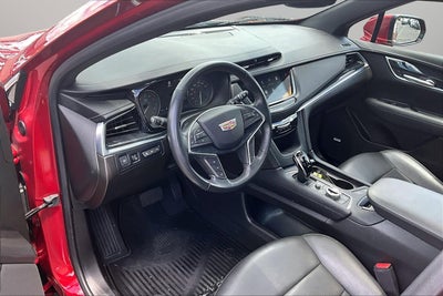 2022 Cadillac XT5 FWD Premium Luxury