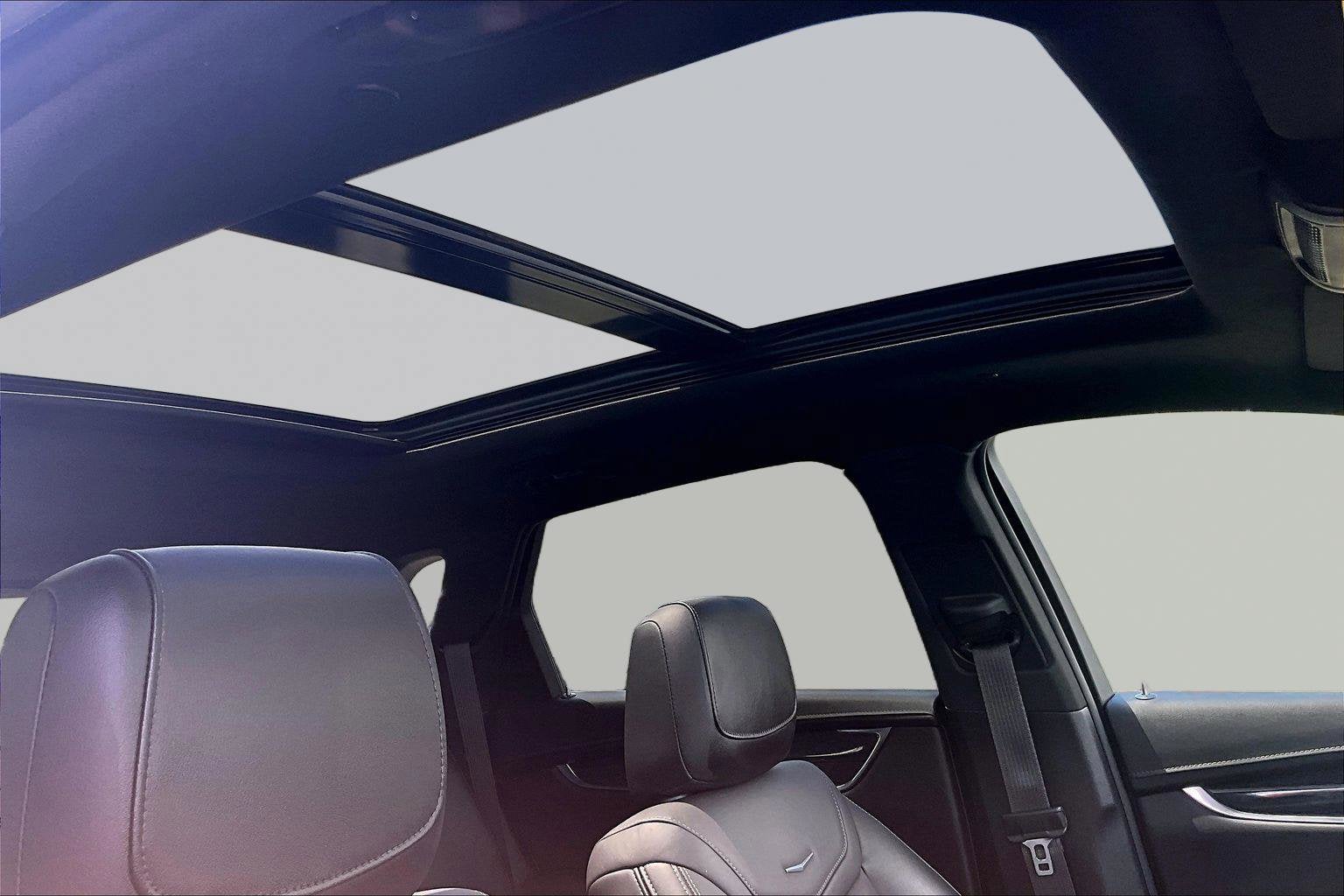 2022 Cadillac XT5 FWD Premium Luxury