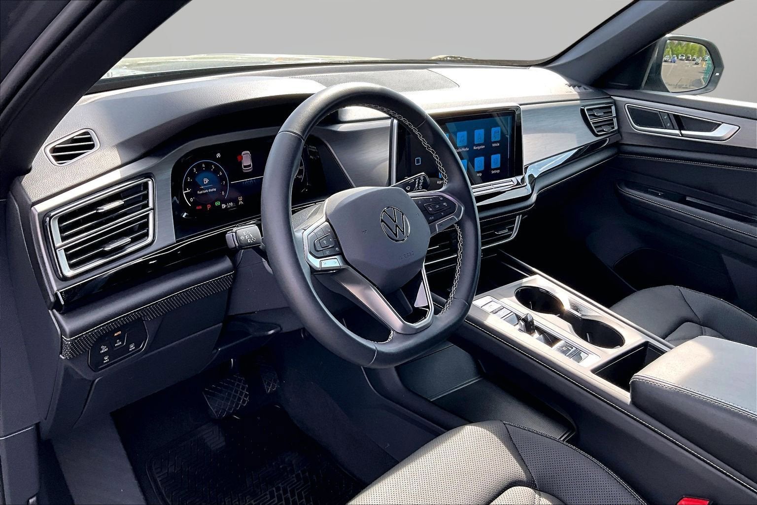 2024 Volkswagen Atlas Cross Sport 2.0T SE