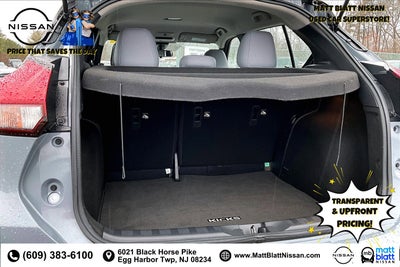 2023 Nissan Kicks SR