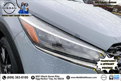 2023 Nissan Kicks SR