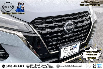 2023 Nissan Kicks SR