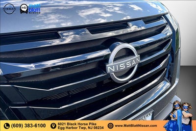2025 Nissan Pathfinder SL