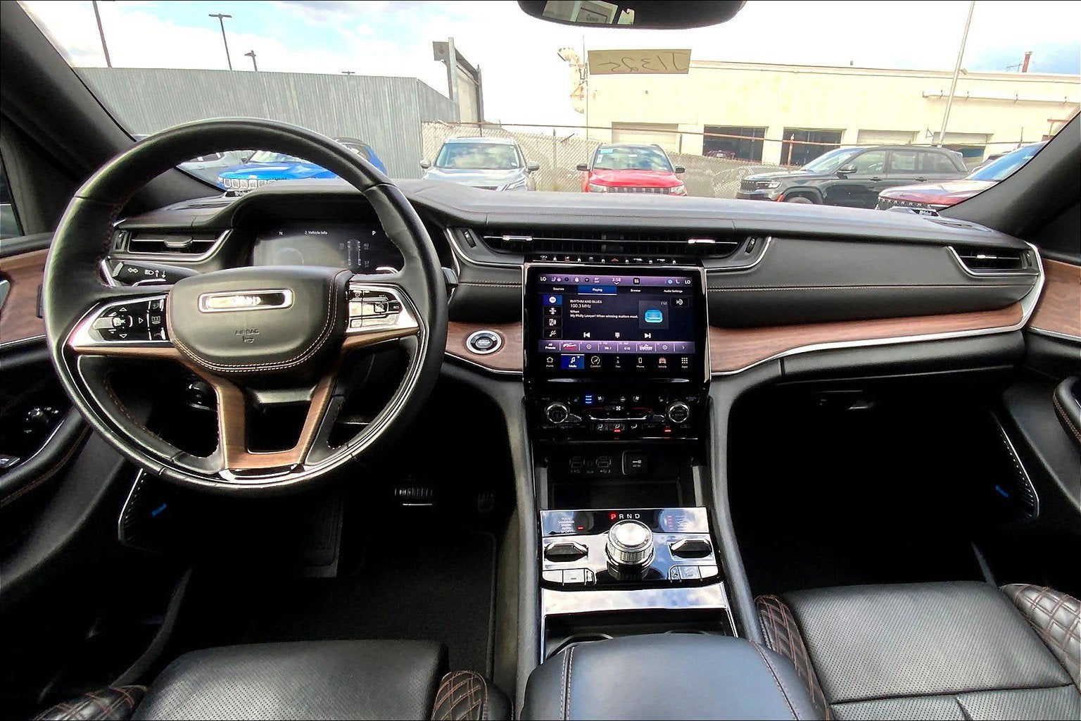 2023 Jeep Grand Cherokee Summit 4x4