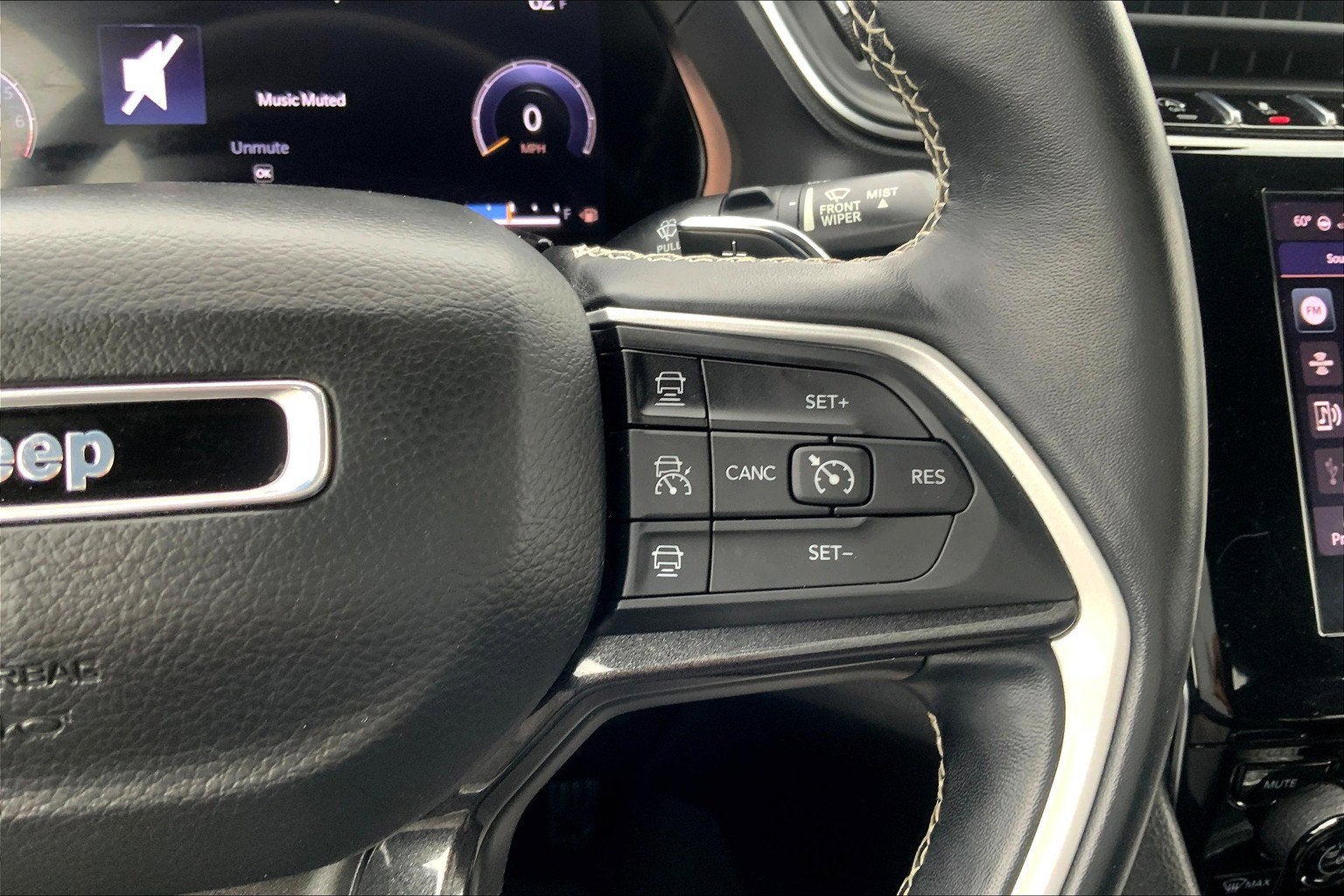 2022 Jeep Grand Cherokee L Altitude 4x4