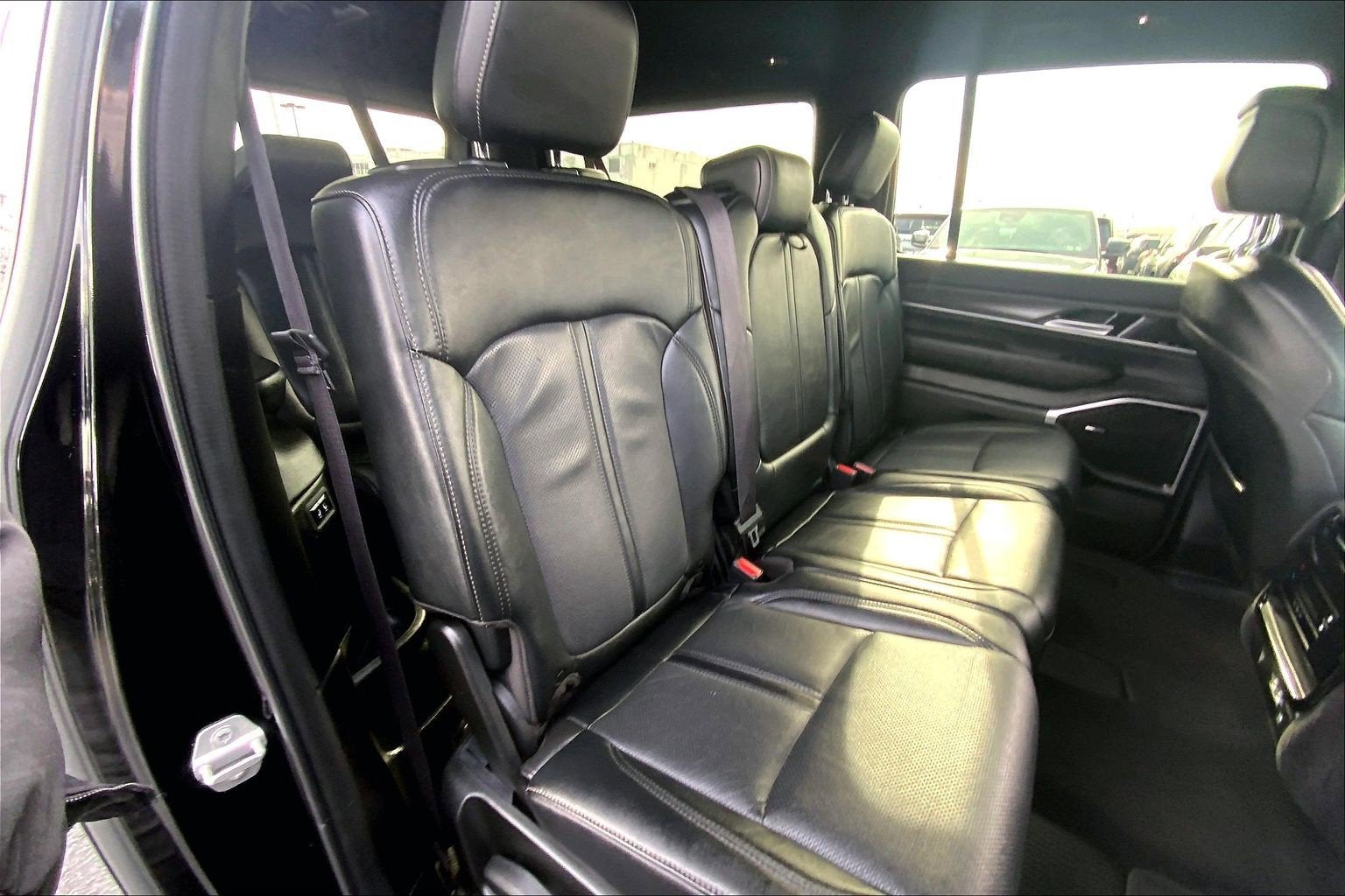 2024 Jeep Wagoneer L Series II 4x4