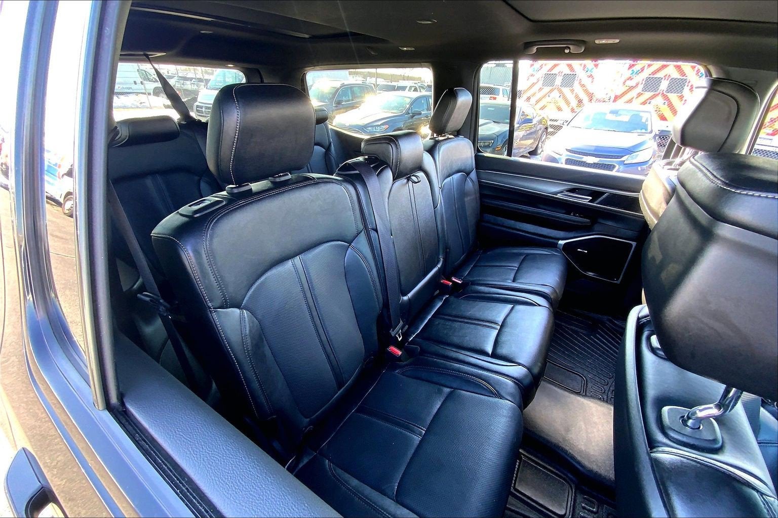 2023 Jeep Wagoneer Series II Carbide