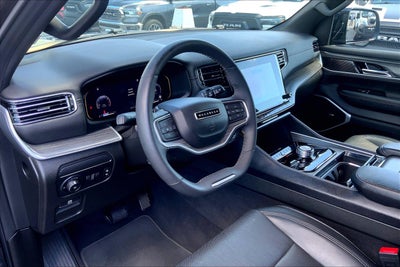 2023 Jeep Wagoneer Series II