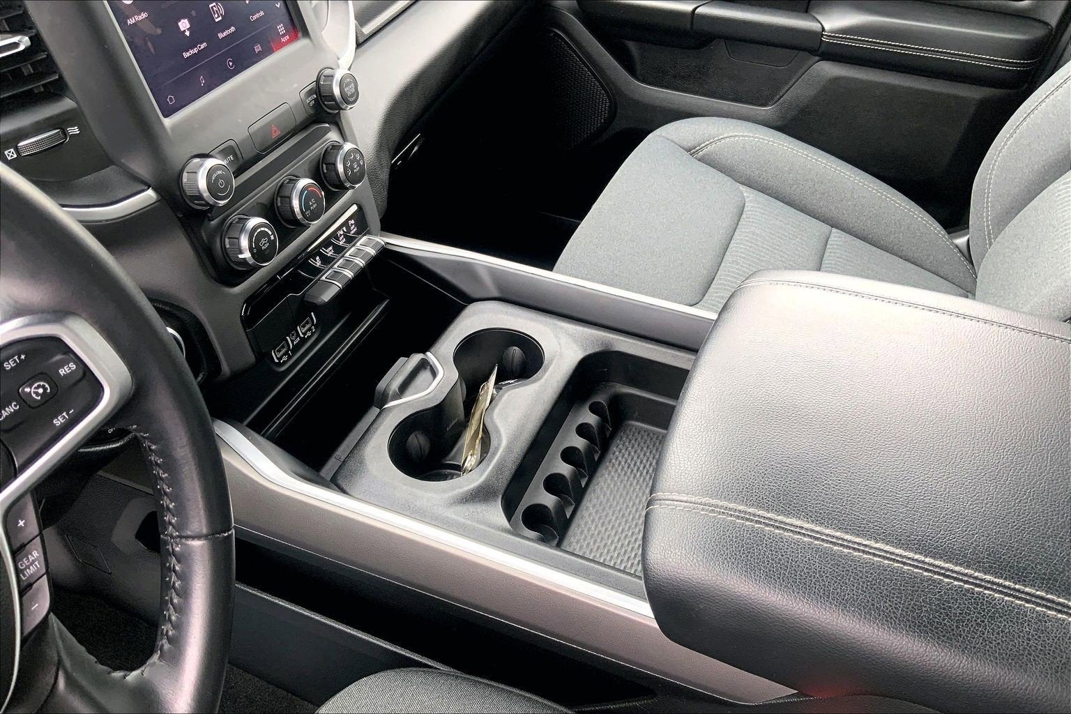 2022 RAM 1500 Big Horn Crew Cab 4x4 5'7' Box