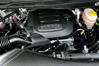 2025 RAM 3500 Tradesman Crew Cab 4x4 8' Box