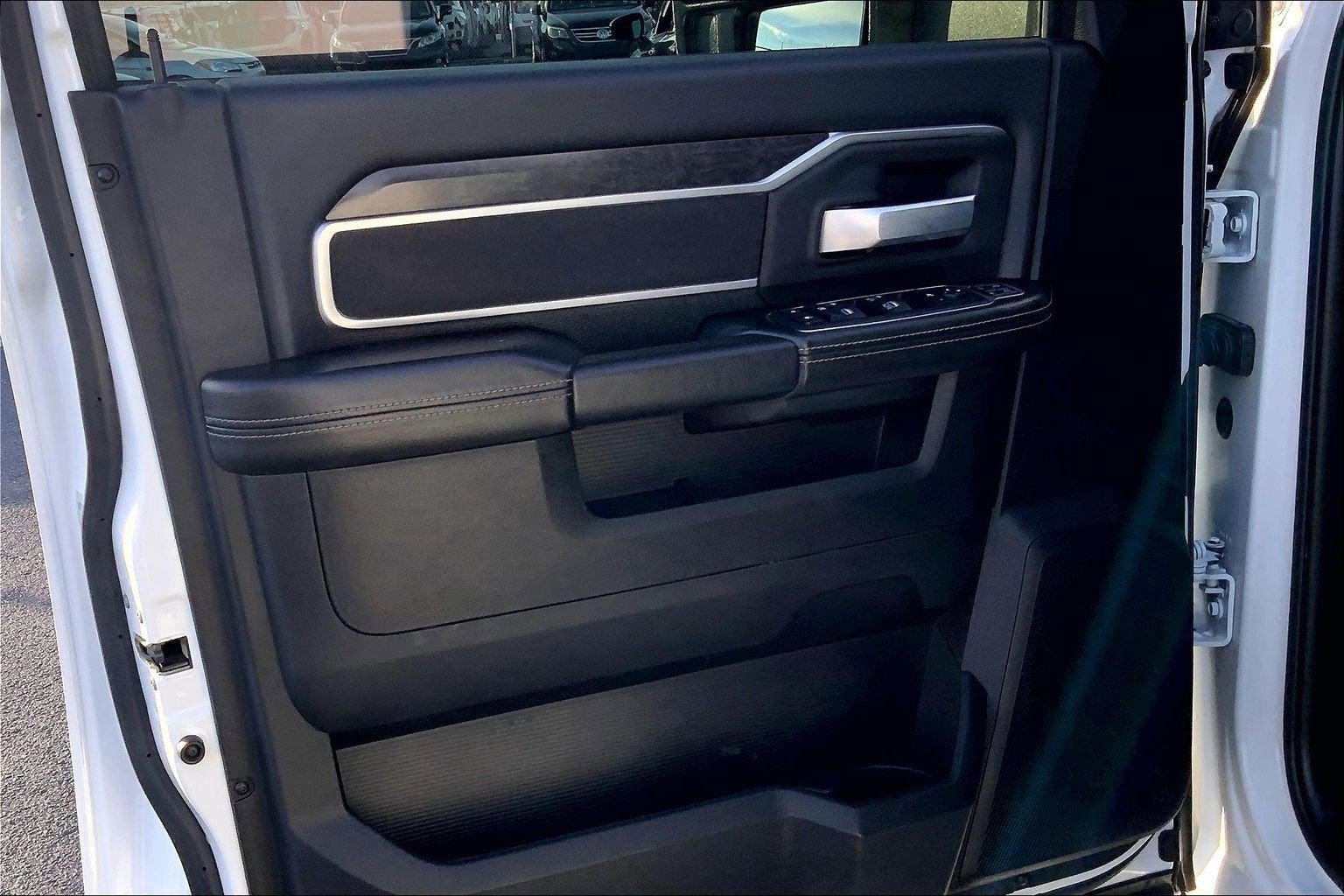 2024 RAM 2500 Big Horn Crew Cab 4x4 8' Box