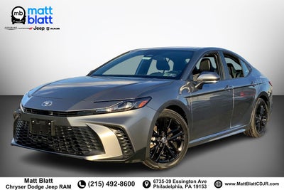 2025 Toyota Camry SE