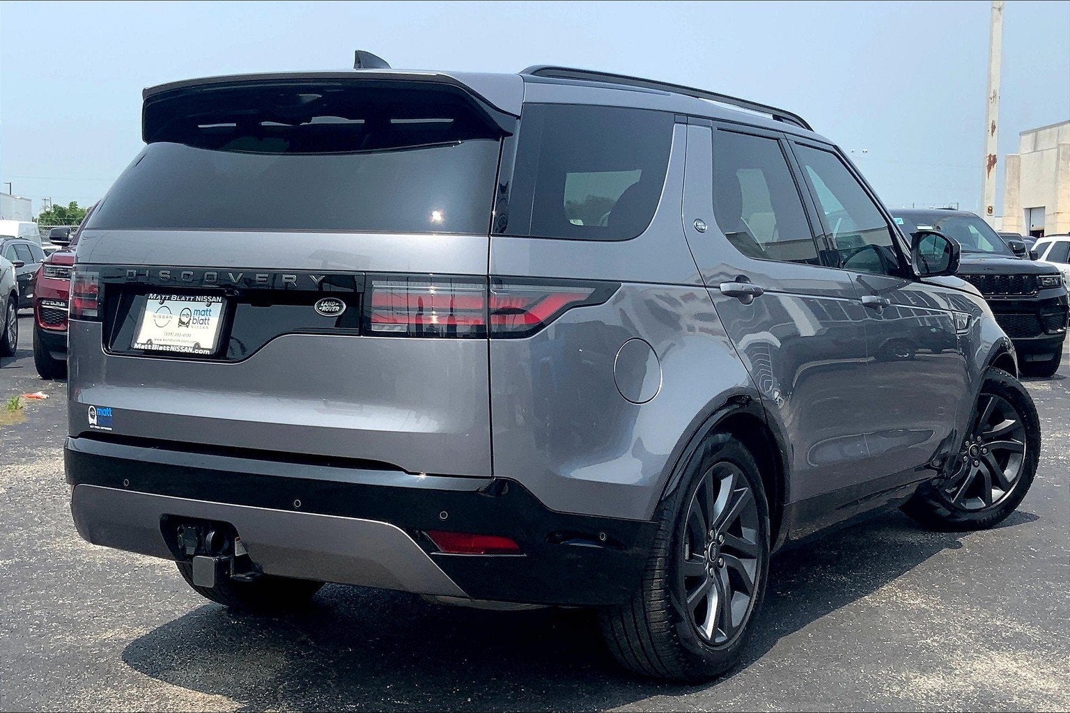 2023 Land Rover Discovery P300 S R-Dynamic
