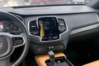 2022 Volvo XC90 T6 Inscription 7 Passenger