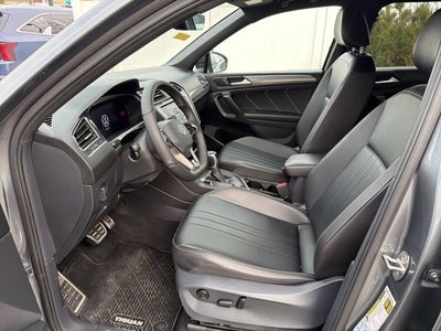 2022 Volkswagen Tiguan SE R-Line Black