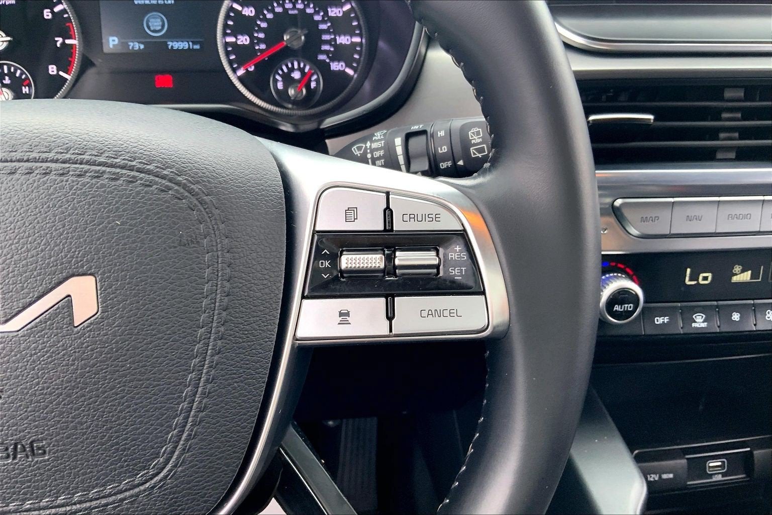 2022 Kia Telluride LX