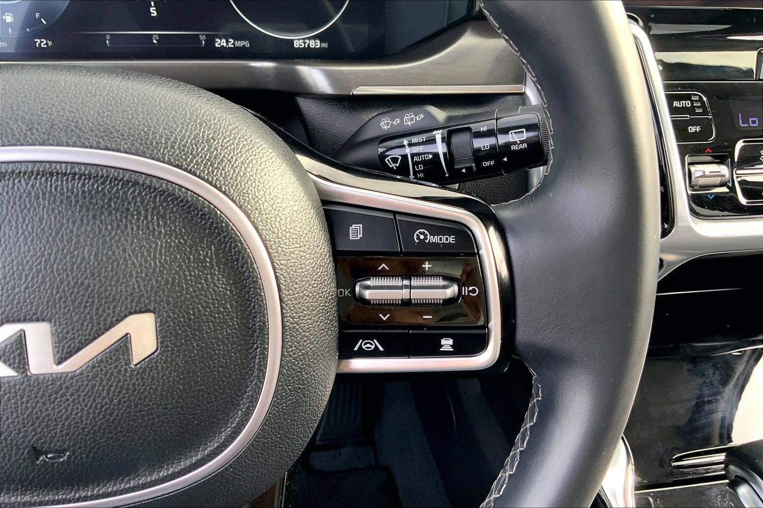 2023 Kia Sorento SX
