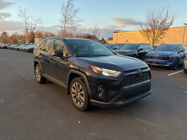 2022 Toyota RAV4 XLE Premium