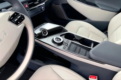 2022 Kia EV6 Wind