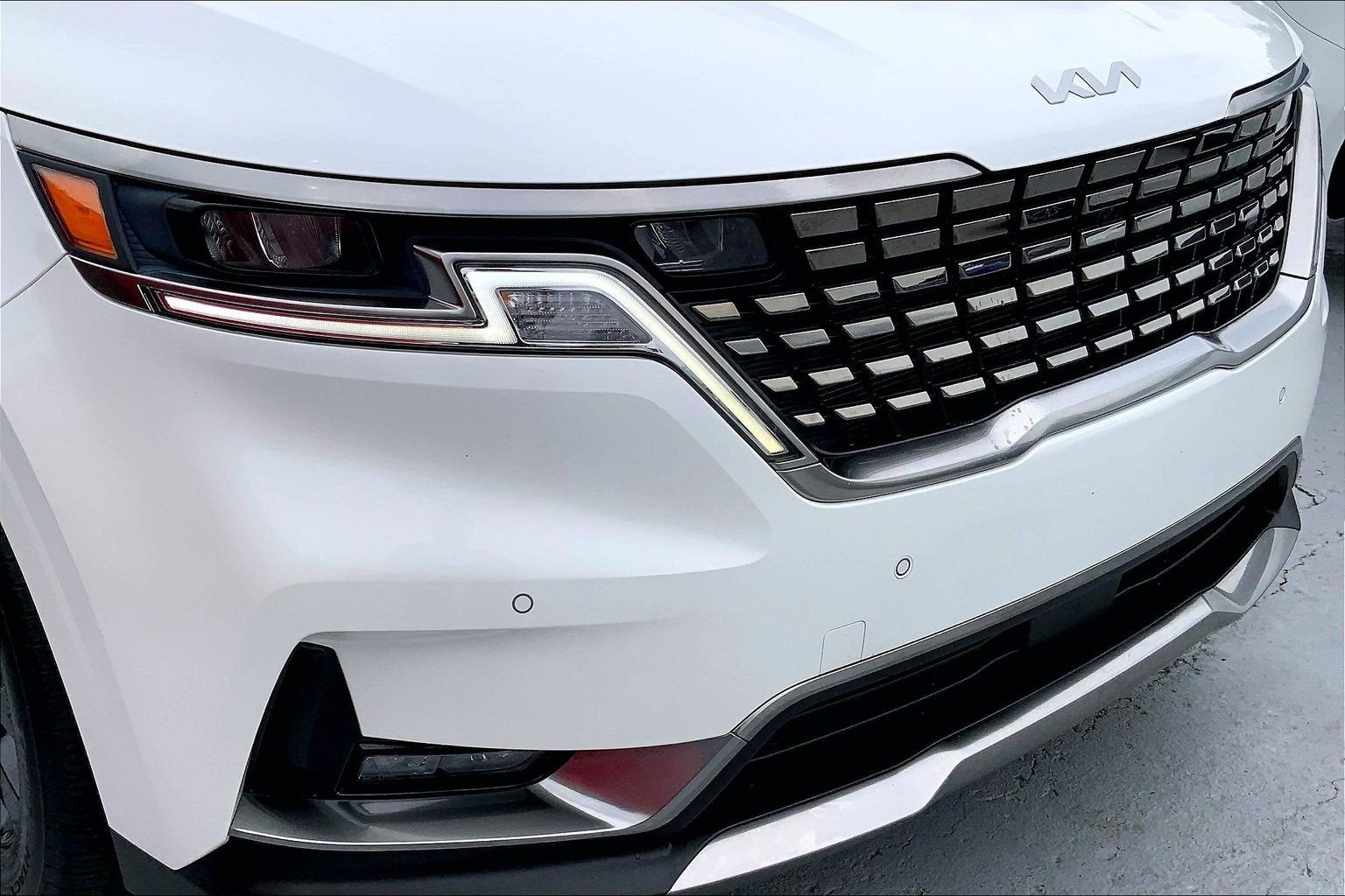 2023 Kia Carnival SX