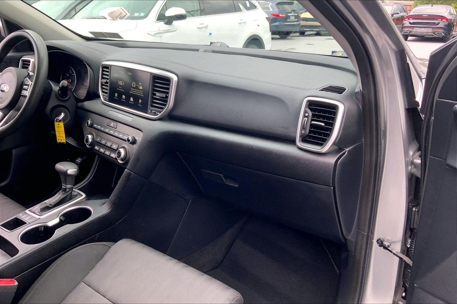 2022 Kia Sportage LX