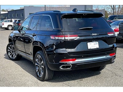 2022 Jeep Grand Cherokee Overland