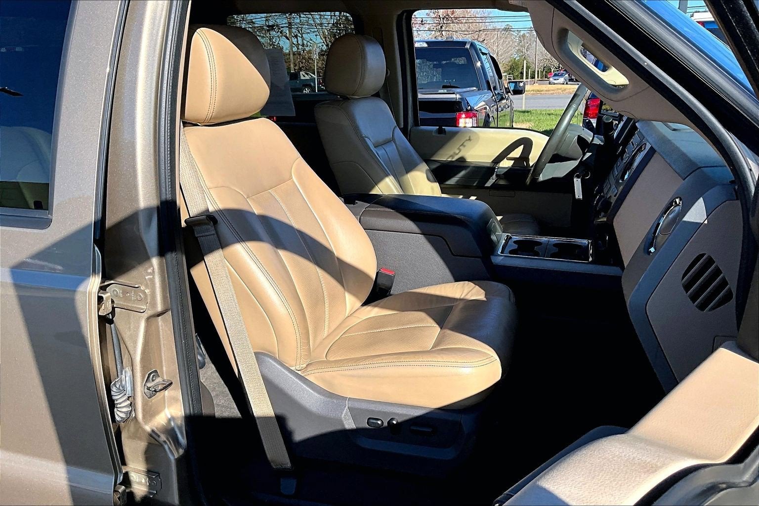 2012 Ford Super Duty F-350 SRW Lariat