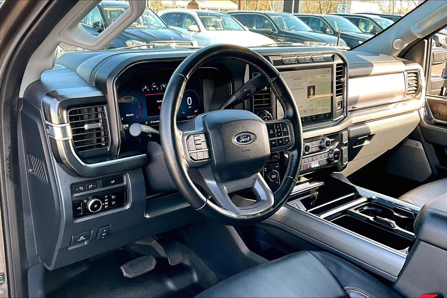 2023 Ford Super Duty F-350 SRW LARIAT