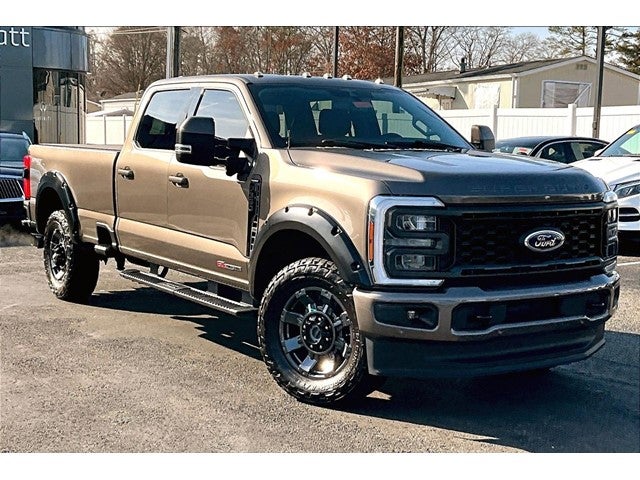 2023 Ford Super Duty F-350 SRW LARIAT
