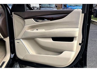 2016 Cadillac Escalade Luxury Collection
