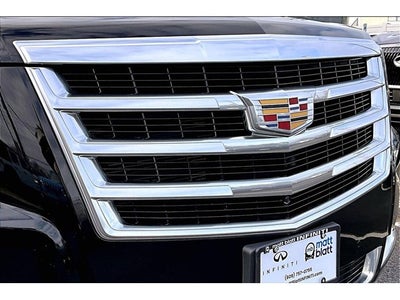 2016 Cadillac Escalade Luxury Collection