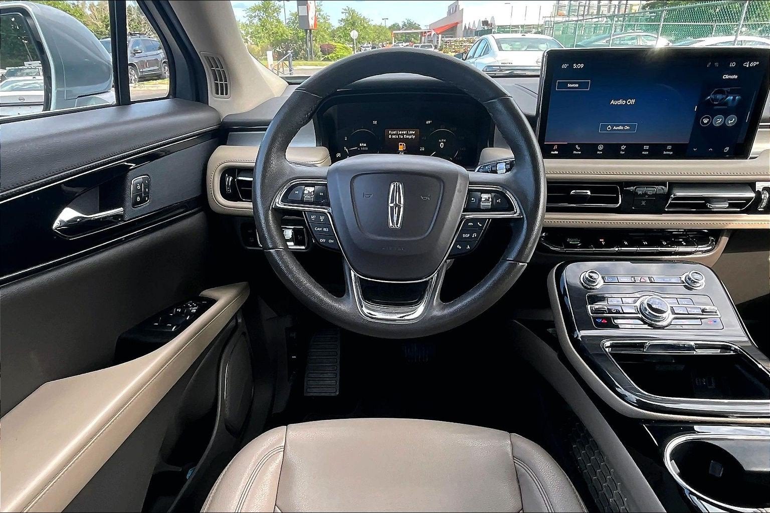2023 Lincoln Nautilus Standard