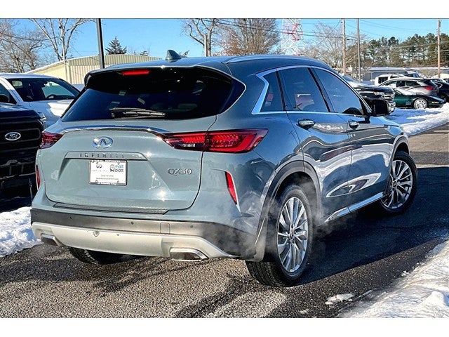 2023 INFINITI QX50 LUXE FWD
