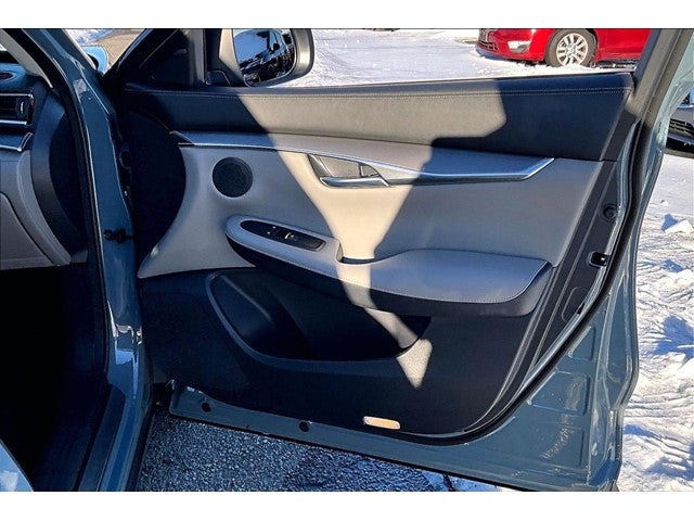 2023 INFINITI QX50 LUXE FWD