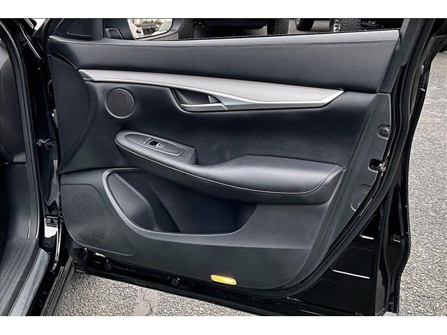 2022 INFINITI QX50 LUXE AWD