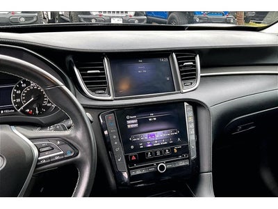 2022 INFINITI QX50 LUXE AWD