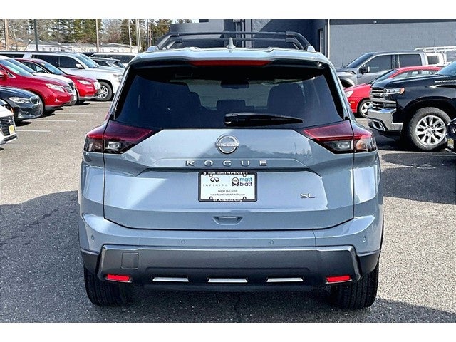 2024 Nissan Rogue SL