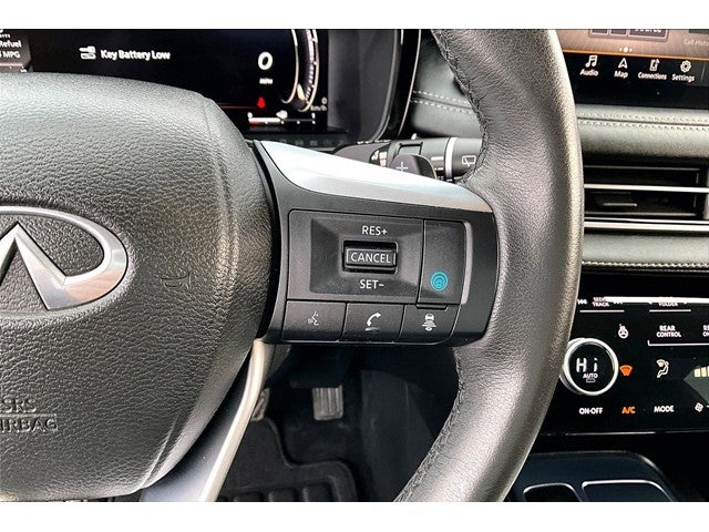 2023 INFINITI QX60 LUXE AWD