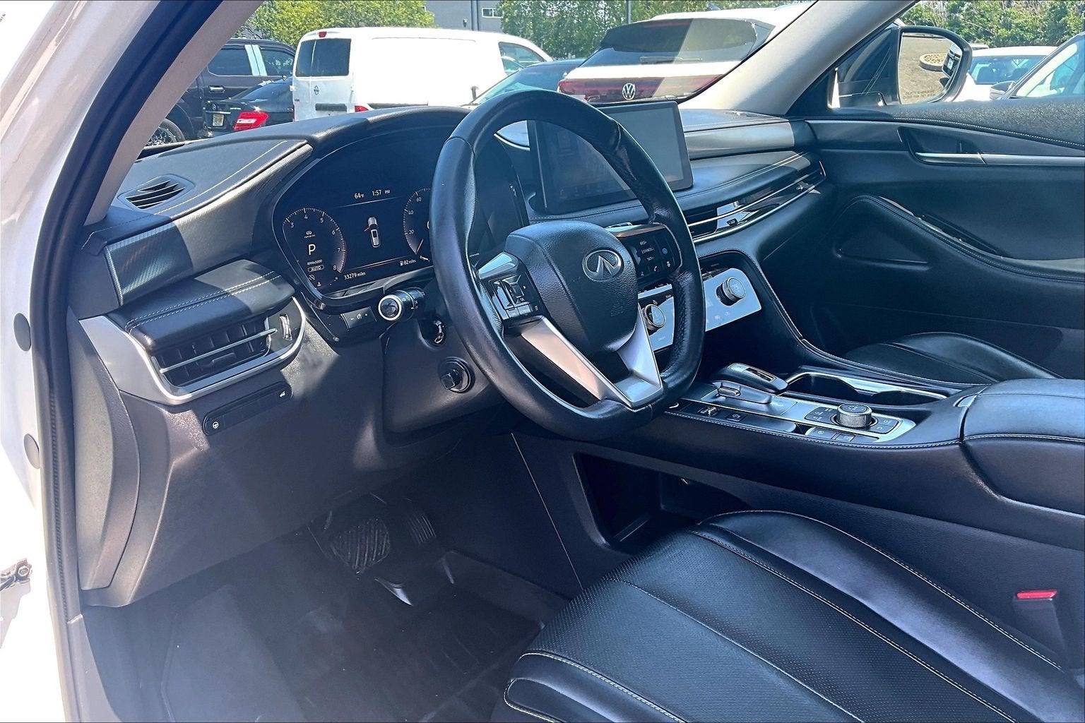 2023 INFINITI QX60 LUXE AWD