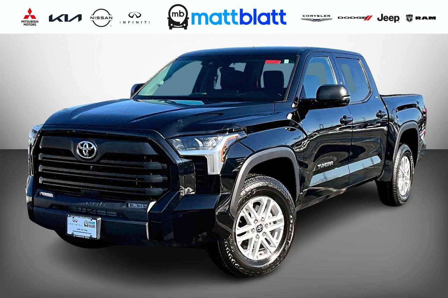 2023 Toyota Tundra 4WD SR5