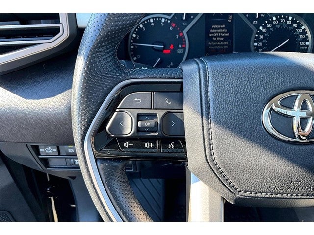 2023 Toyota Tundra 4WD SR5