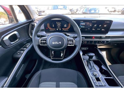 2025 Kia Sorento LX