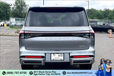 2025 INFINITI QX80 Sensory 4WD