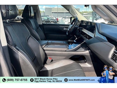 2025 INFINITI QX80 Sensory 4WD