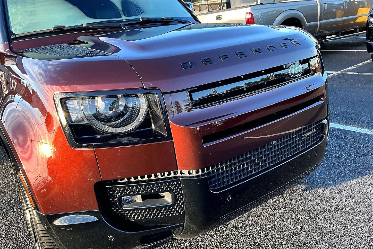 2023 Land Rover Defender X-Dynamic SE