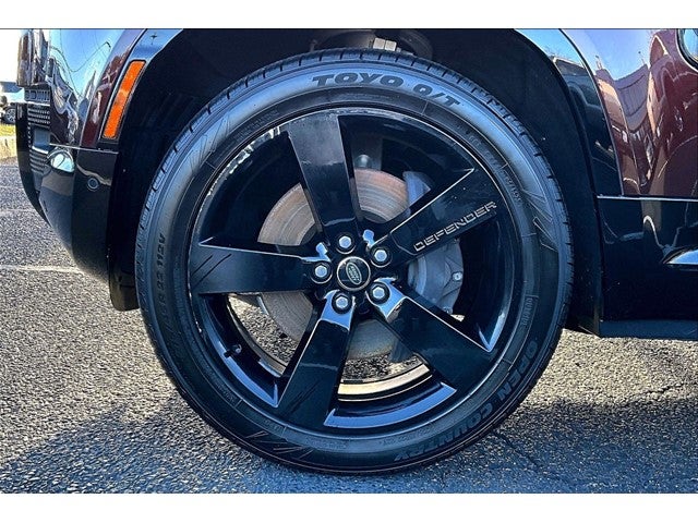 2023 Land Rover Defender X-Dynamic SE