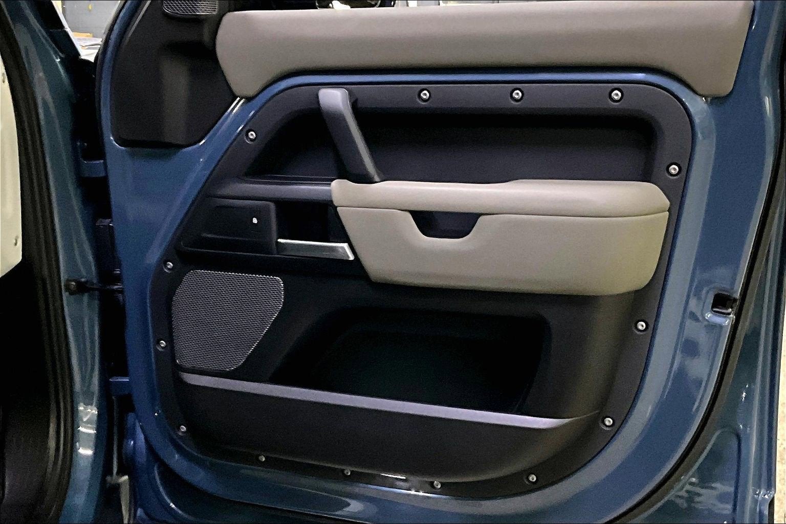 2020 Land Rover Defender S