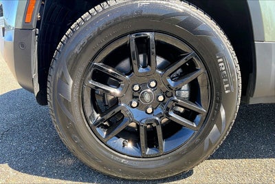 2025 Land Rover Defender S