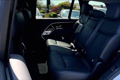 2024 Land Rover Range Rover SE